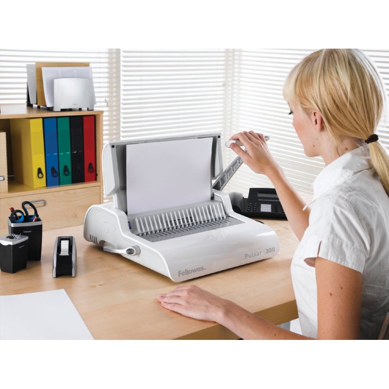 Fellowes Pulsar +300 binding machine, white/silver, up to A4, 20 sheets punching capacity
