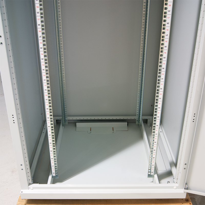 LogiLink Baie réseau professionnelle 19", 22 HE, gris clair, 600×600×1144 mm