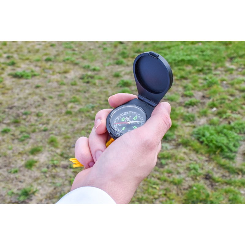 Wonday pocket compass with lid, plastic housing