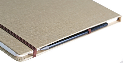 Clairefontaine schetsboek gouden lijn travel, 200×200 mm, beige, 32 vel
