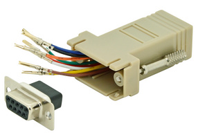 DIGITUS RS-232-adapter, DB9-stekker naar RJ45-koppeling, beige