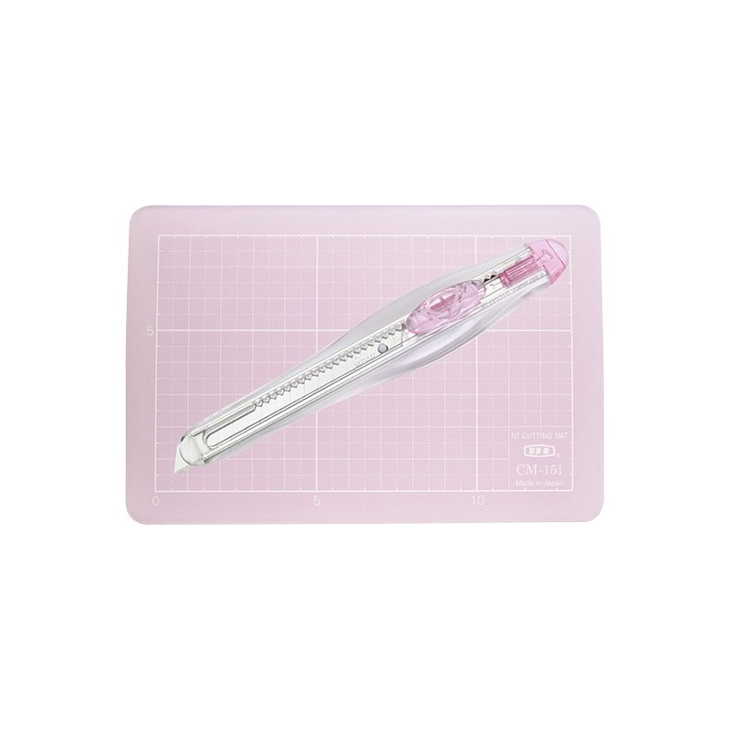 NT Cutter blade and cutting mat set AM350P pink, 9 mm blade, 100×150 mm