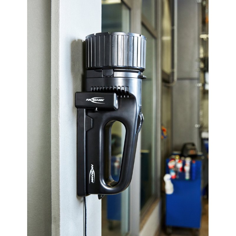 ANSMANN Lampe de poche LED Future HS100FR, noir, technologie CREE, 4400 mAh, focalisable
