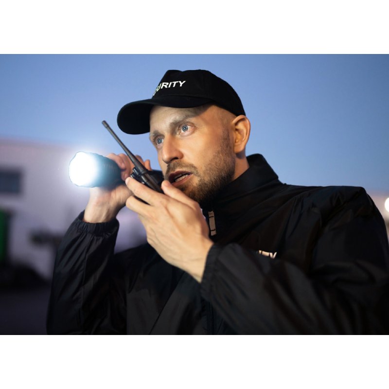 ANSMANN Lampe torche LED Pro 3000R, rechargeable, 3200 lumens, noir
