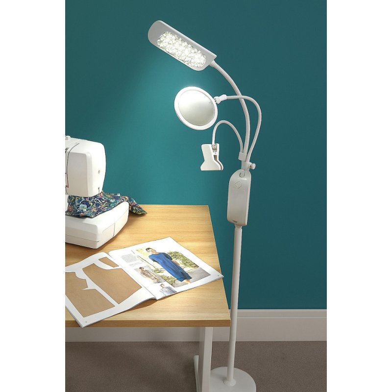 KLEIBER Lampadaire LED avec pince et loupe, blanc, 4,5 W, 210 lumens