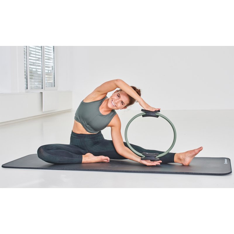 SCHILDKRÖT Pilates ring, anthracite black, soft foam grips
