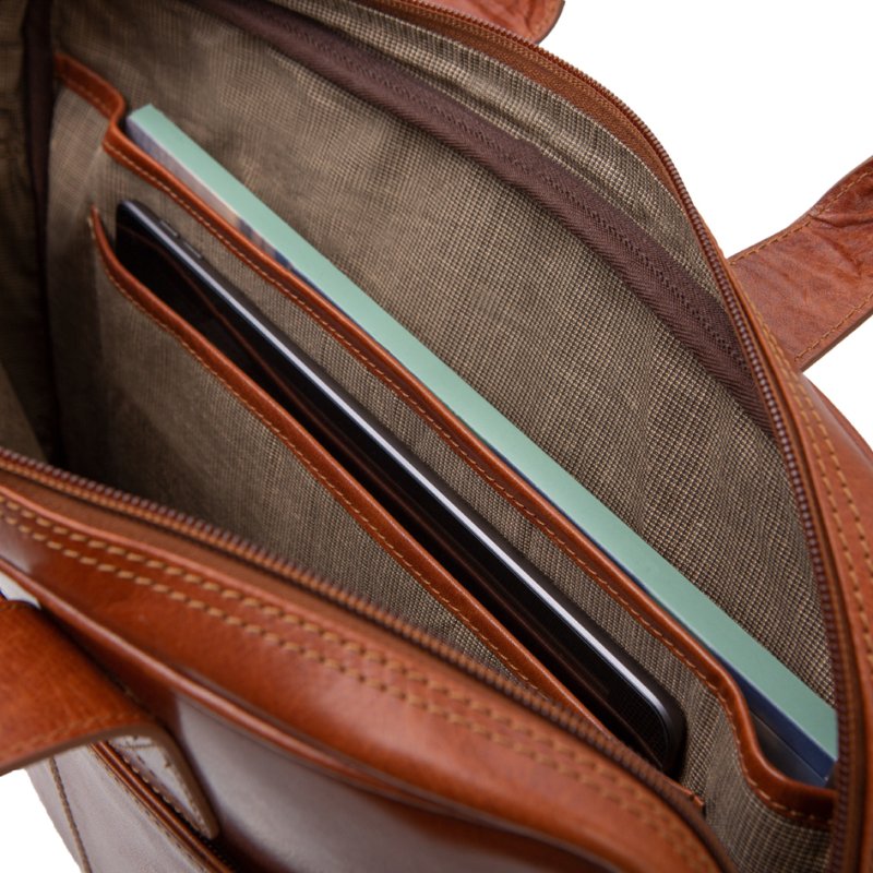 PRIDE&SOUL sacoche pour ordinateur portable SURPRISE, cuir, cognac