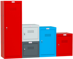 Phoenix kubusvormig kluisje CL0544, sleutelslot, blauw, 66 liter