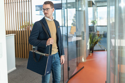 Sigel Business sac en feutre Desk Sharing Bag Bicolor M, marron, jusqu'à 15,4 pouces, feutre synthétique
