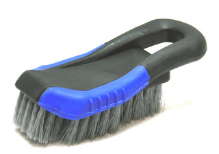 IWH brosse pour tapis et meubles, bleu/noir, design ergonomique