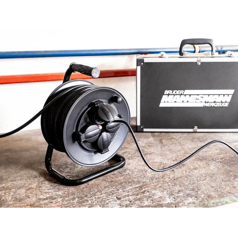 BRÜDER MANNESMANN outdoor cable reel, IP44, black, 4 splash-proof sockets