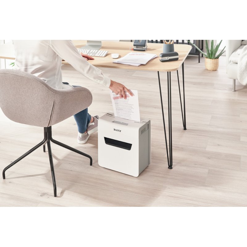LEITZ papiervernietiger IQ Protect Premium 6X, wit, 6 vel, P-4